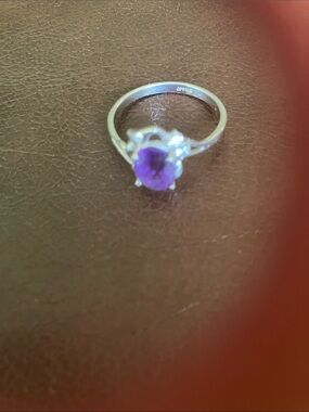 Sterling Silver Amethyst Solitaire Ring